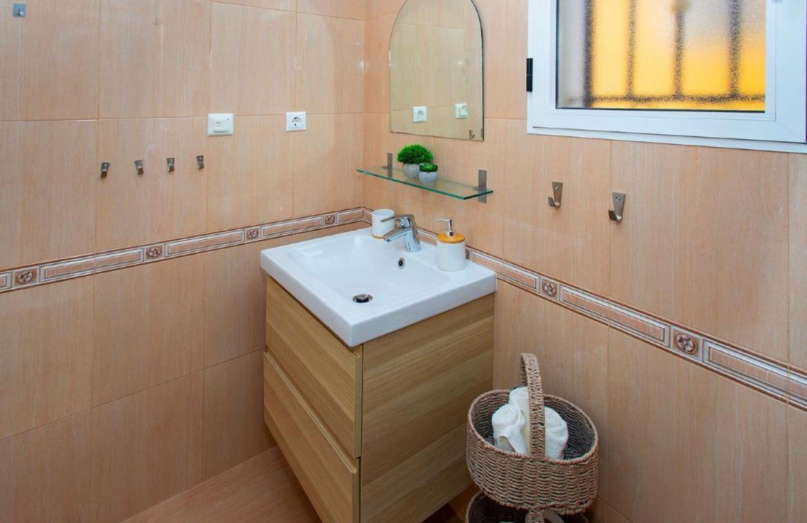 לוס מונטסינוס Bungalow La Herrada מראה חיצוני תמונה